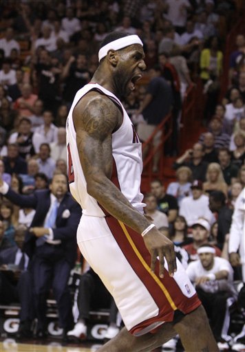 日职乙半场：神代庆人、村上悠绯破门，爱媛1-1熊本（日乙半场：神代庆人、村上悠绯建功，爱媛暂与熊本1-1战平）