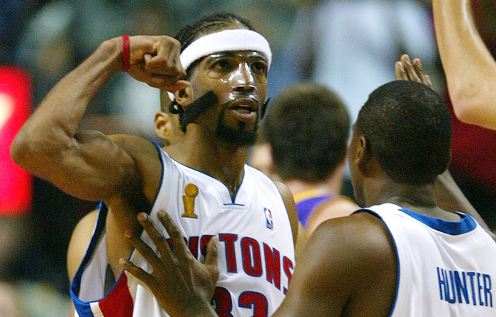 莫利纳：西蒙尼一直鼓励我，要我相信自己（莫利纳：在西蒙尼的鼓励下，我学会了相信自己）