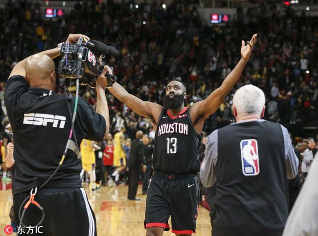 2025最后一战！大巴黎法国杯名单：登贝莱领衔，杜埃在列（2025收官之战！巴黎圣日耳曼法国杯大名单：登贝莱领衔，杜埃入选）