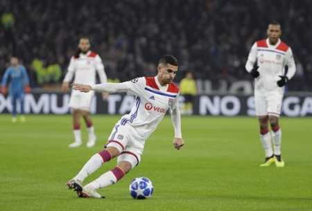 追梦连续两场自我“献祭”！勇士在三连败后迎来一波两连胜（追梦连续两场自我“献祭”，勇士摆脱三连败迎来两连胜）