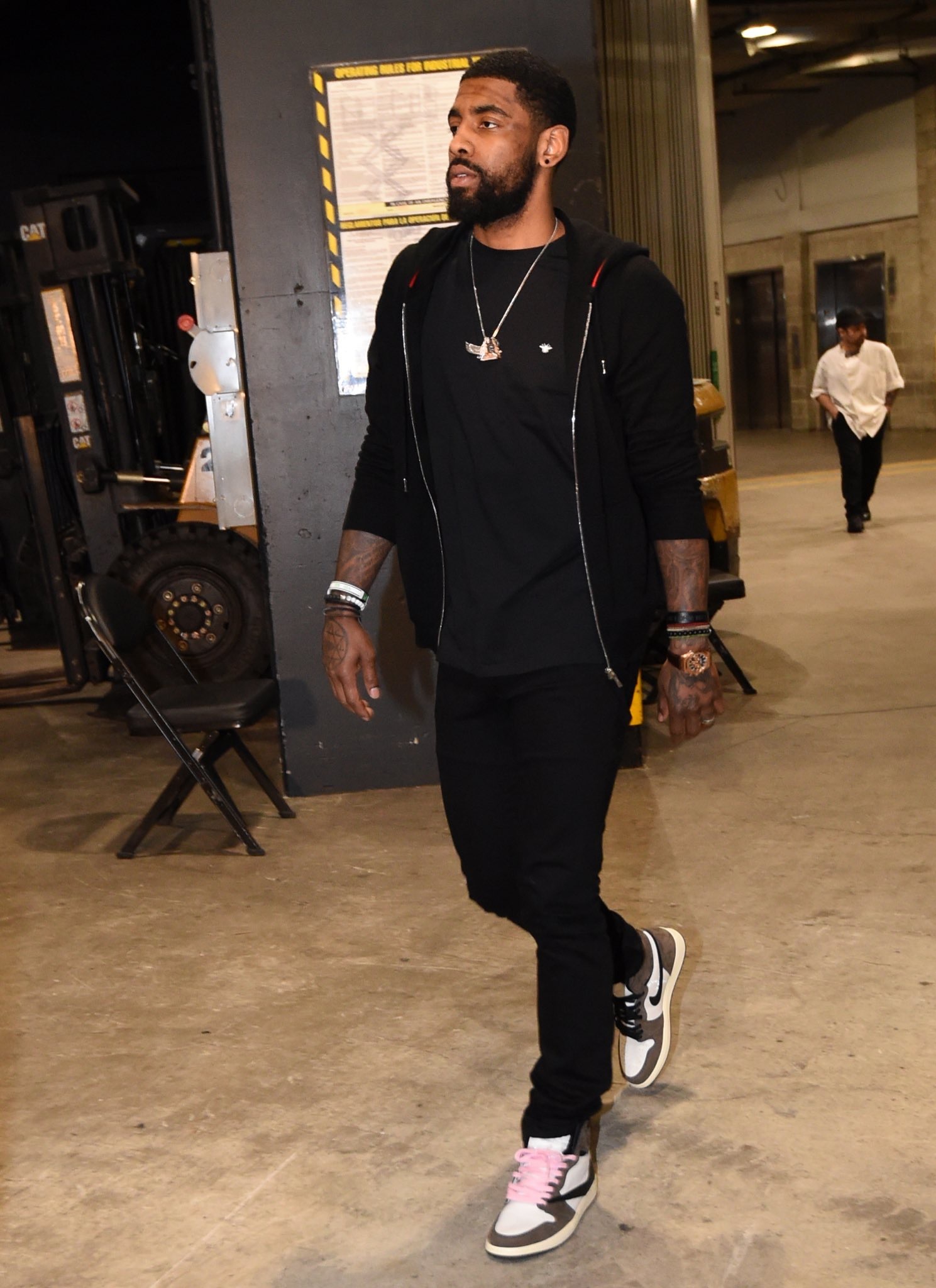 西班牙U21主帅：莫斯克拉很聪明，他会成为西班牙队重要球员（西班牙U21主帅称莫斯克拉思维出众，未来将成国家队关键球员）