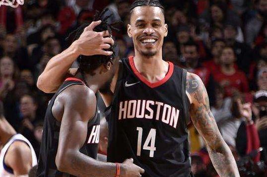 费内巴切门将利瓦科维奇自租借加盟赫罗纳以来，还没...（租借加盟赫罗纳后，费内巴切门将利瓦科维奇至今仍未...）