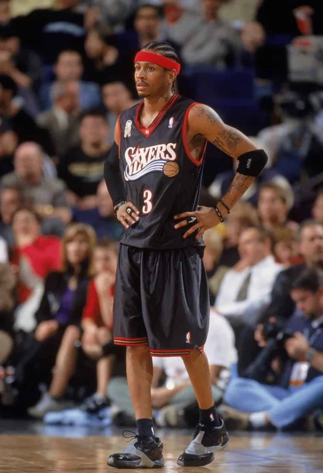 NBA杯东部决赛即将上演，尼克斯与魔术激战正酣（NBA杯东部决赛开战在即，尼克斯与魔术上演火爆对决）