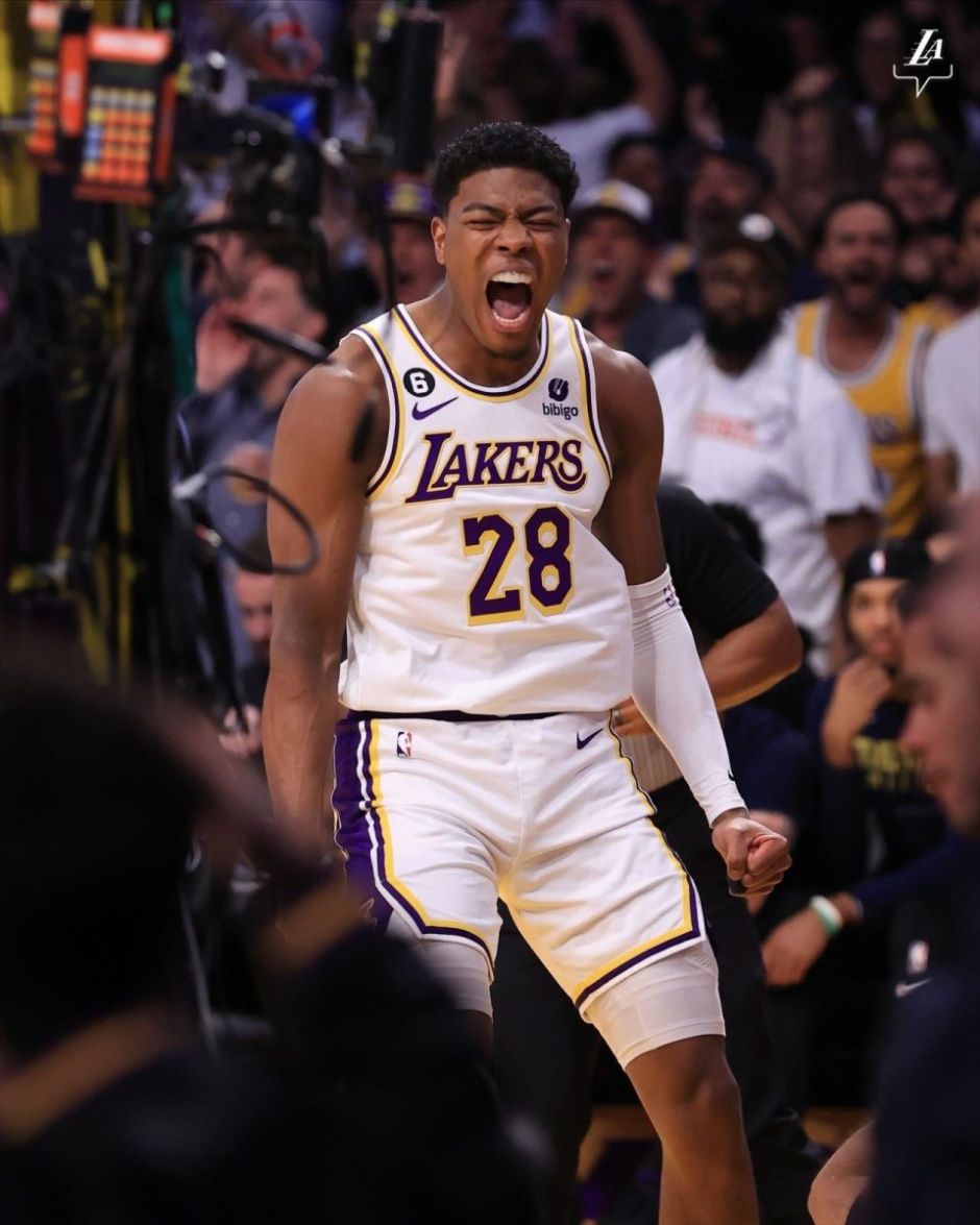 郭昊文独砍26分5助攻，球队三外援合计仅得28分（郭昊文一人26分5助，三外援合计才28分）