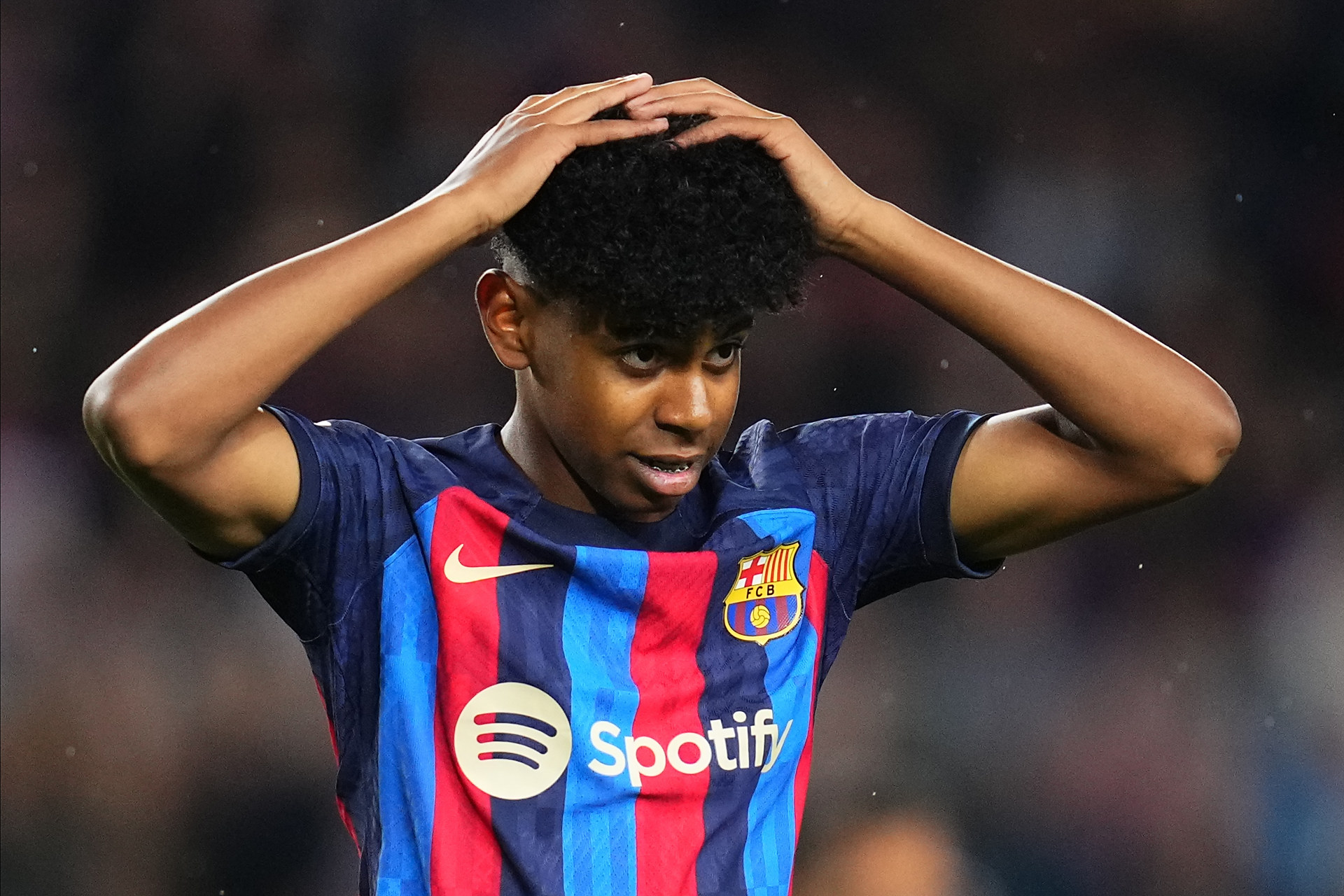 环足奖年度最佳总监候选：坎波斯、爱德华兹&理查德-休斯在列（坎波斯、爱德华兹与理查德-休斯入围环足奖年度最佳总监）