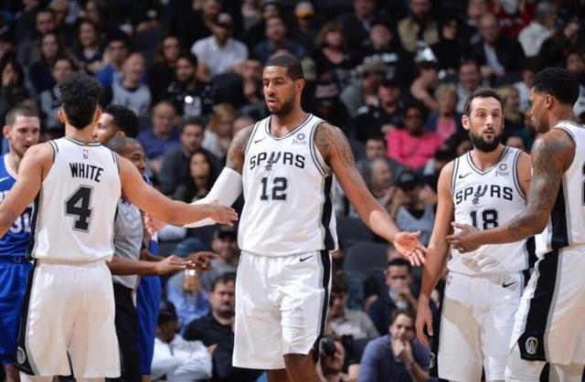 佩工：建议足球比赛使用后场违例规则，球过中线不能回传（佩工建议足球引入后场违例：过半场不得回传）