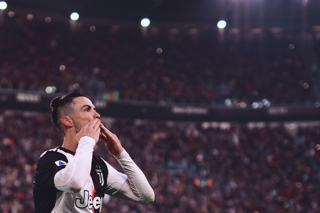 前Astralis教练casle完成转行，担任赛马场新任赛道经理（Astralis前教练casle跨界出任赛马场赛道经理）